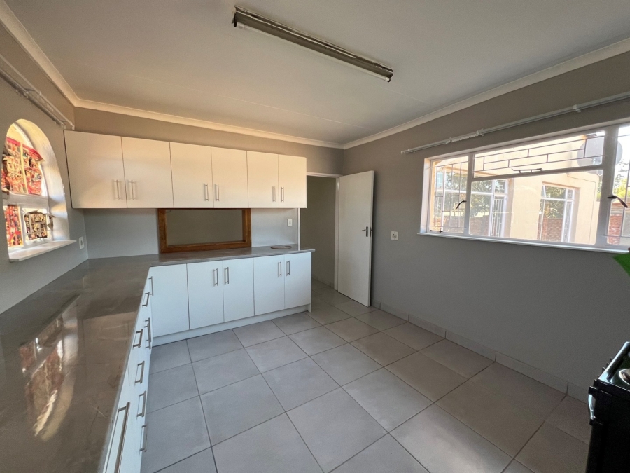 3 Bedroom Property for Sale in Universitas Ridge Free State